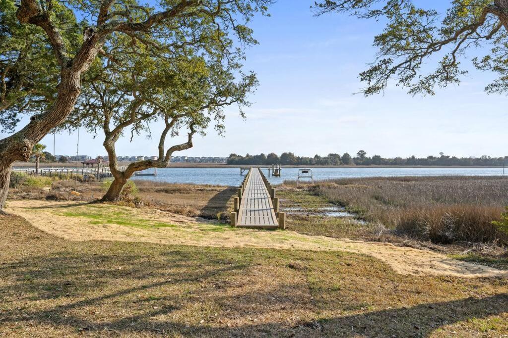 Dolphin Cove - Whole Waterfront House With Dock Villa Ocean Isle Beach Exteriör bild