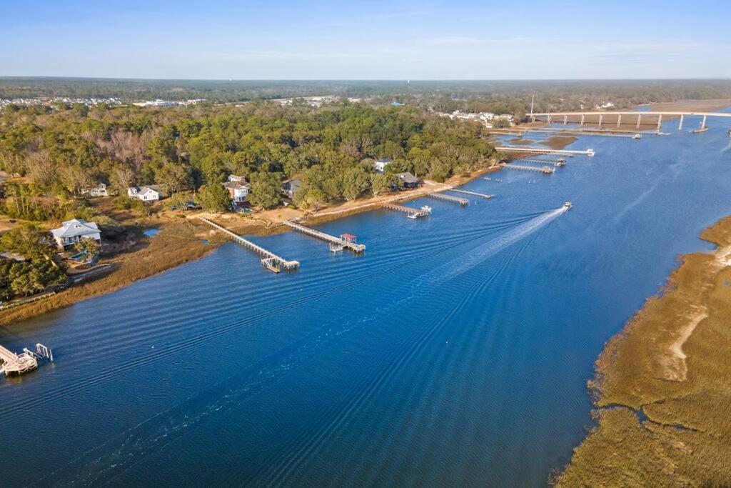 Dolphin Cove - Whole Waterfront House With Dock Villa Ocean Isle Beach Exteriör bild