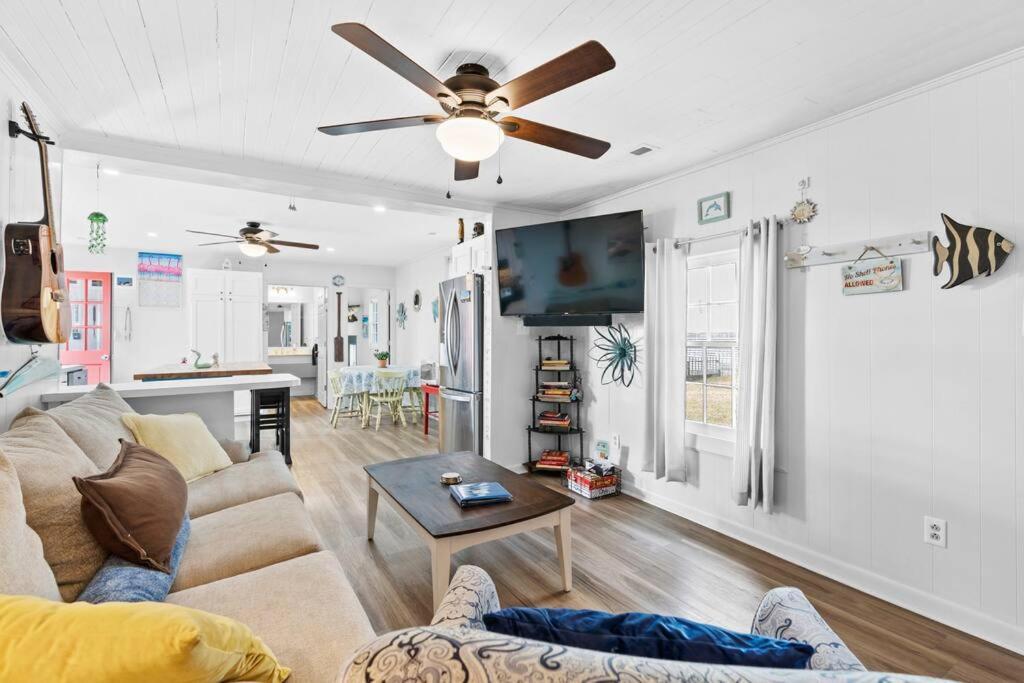 Dolphin Cove - Whole Waterfront House With Dock Villa Ocean Isle Beach Exteriör bild